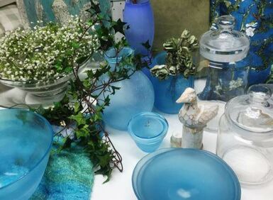 Glas und Porzellan